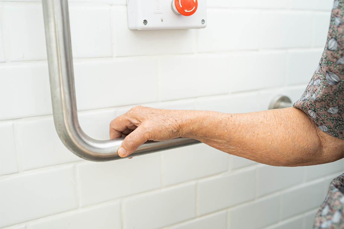 Tips on Bathing Alzheimer's Patients Home Health & Care services